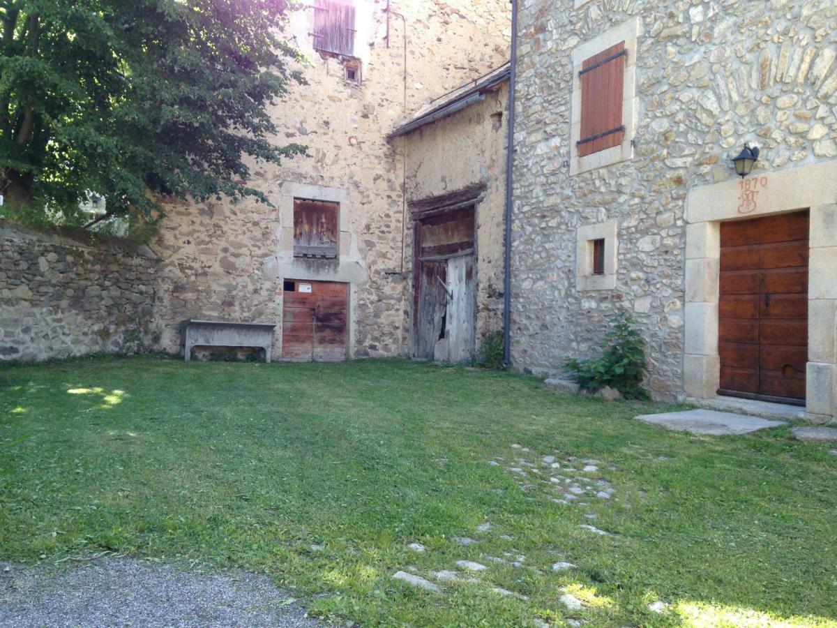Maison De Caractere En Pierre Cal Blanic *